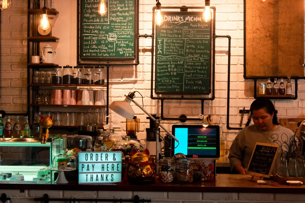 How restaurant analytics software integrates POS and inventory data into actionable insights