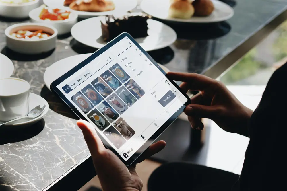 Restaurant case study outcomes from intelligence and analytics adoption